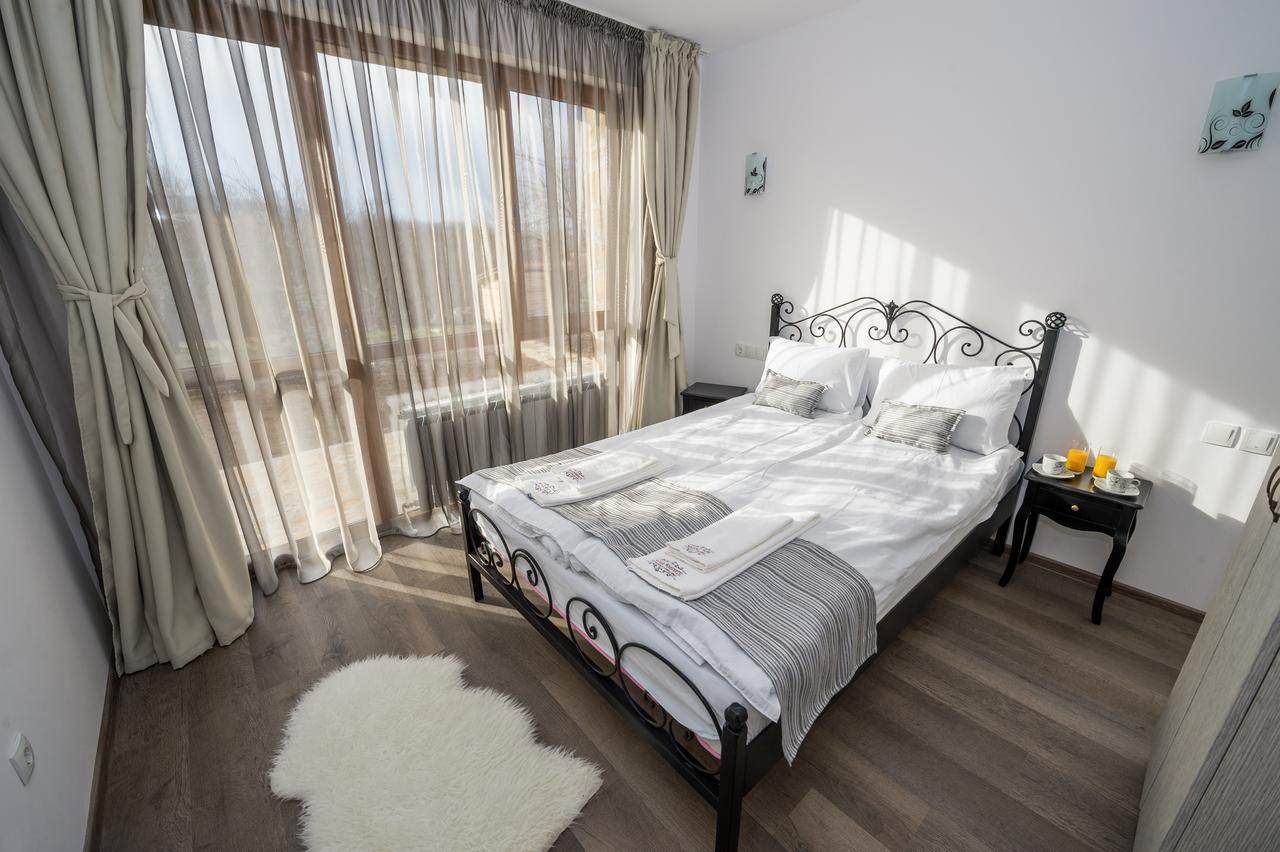 Sinjirite Complex Hotell Elena Exteriör bild