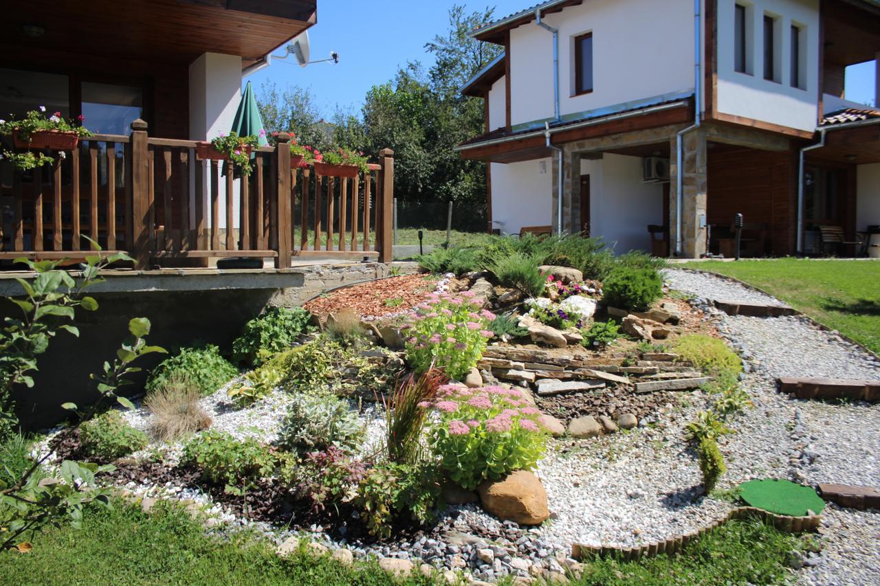 Sinjirite Complex Hotell Elena Exteriör bild