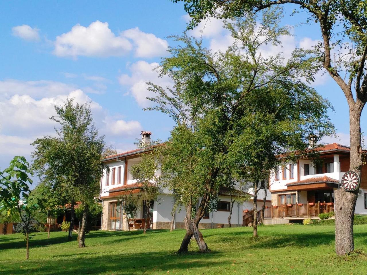 Sinjirite Complex Hotell Elena Exteriör bild